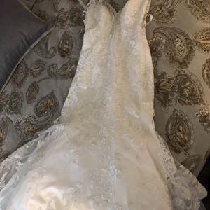 Wedding dress (brand new) Allure Bridal Size 12